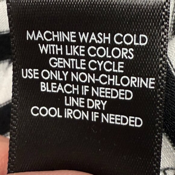 Women's TORRID Black and White Stripe Maxi Dress Pockets- Size 0/Large/12 - Picture 10 of 11